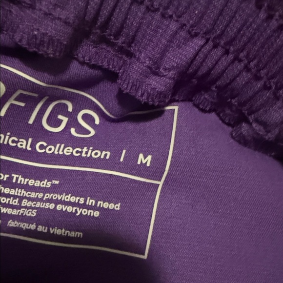 Figs scrub set - Picture 3 of 4